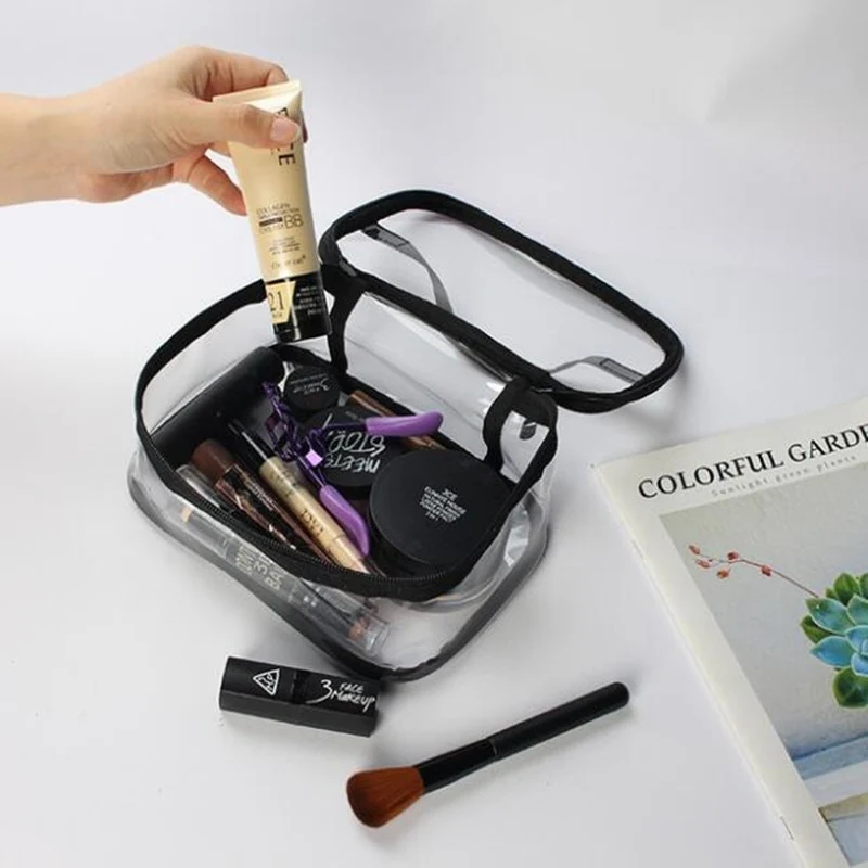 Trousse maquillage transparente