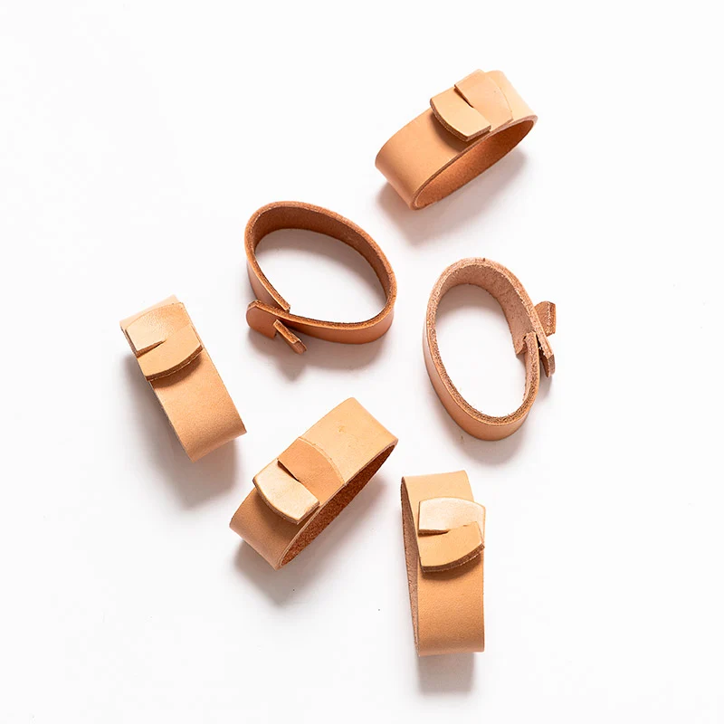 Rond de serviette en cuir