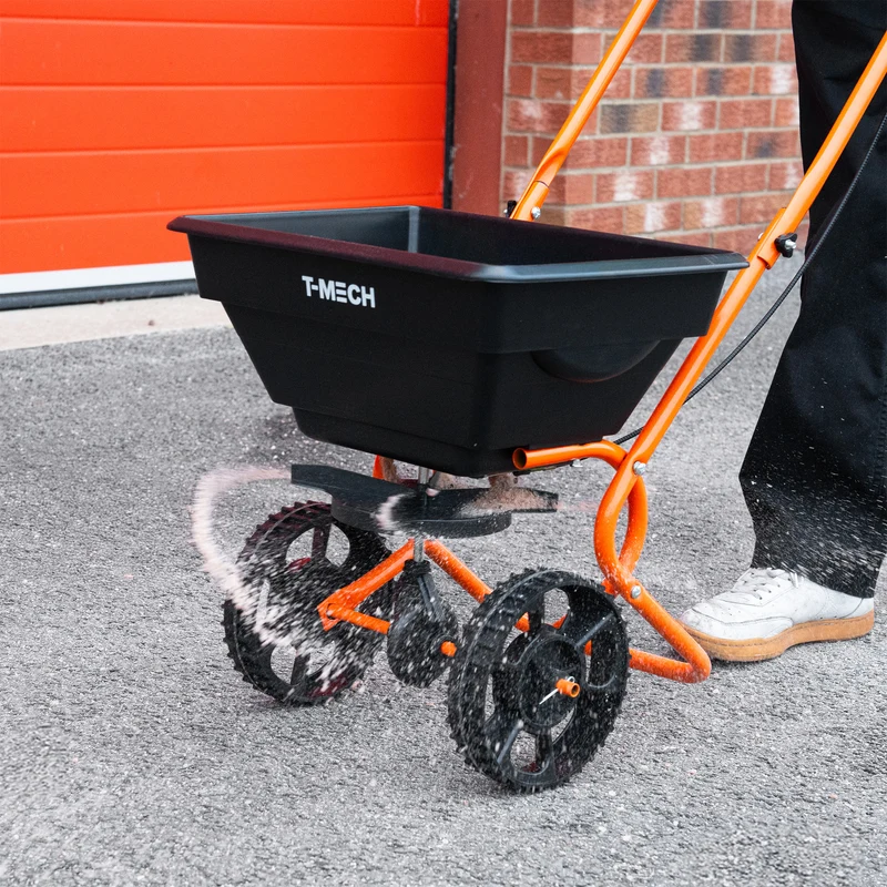 T-Mech Rasennivellierer und Rotationsstreuer 100cm – Orange