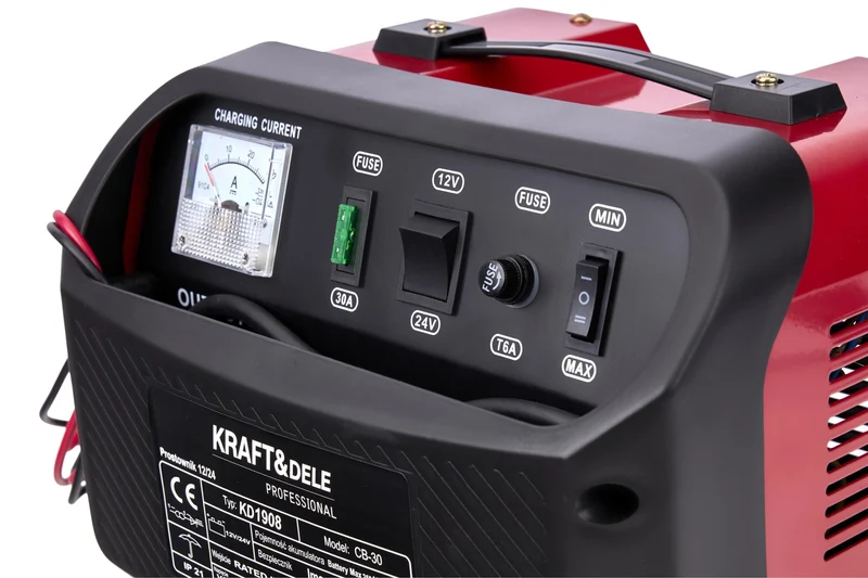Chargeur de batterie voiture 12/24V 30A