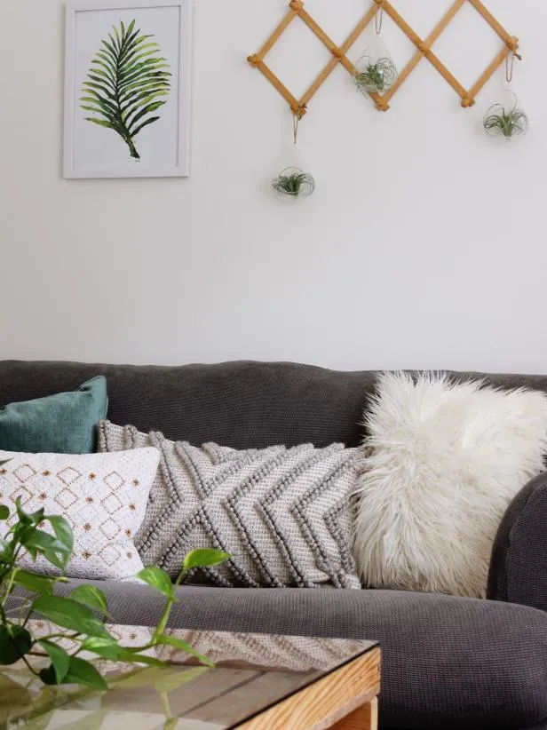 Cintre de porte-manteau accordéon en bois extensible