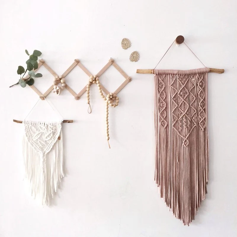 Cintre de porte-manteau accordéon en bois extensible