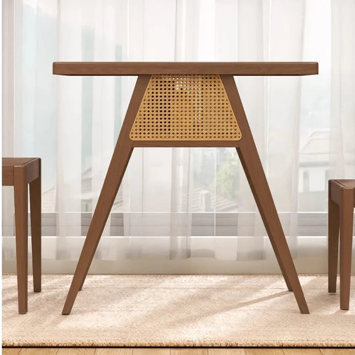 Ensemble table et 2 chaises en bois massif peu encombrant
