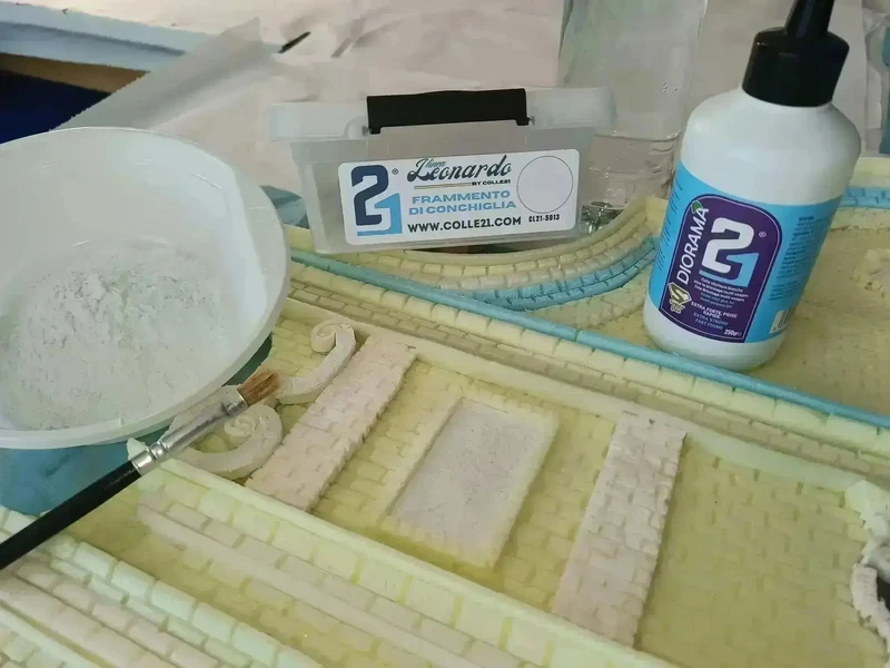 🎯 Terre Décorative Linea Leonardo – Terra d’Argento By Colle21 : Poudre décoratif spécialement pensé pour la réalisation de décors, la mise en scène de dioramas et la personnalisation de projets de modélisme.