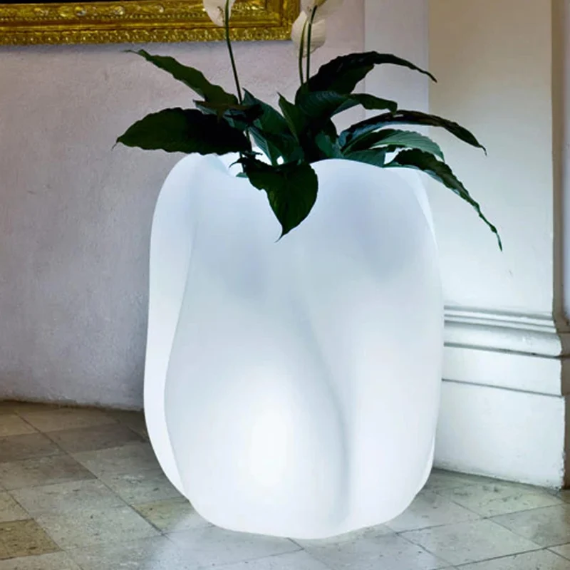 Vase NEW WAVE with Light by Ross Lovegrove for Serralunga