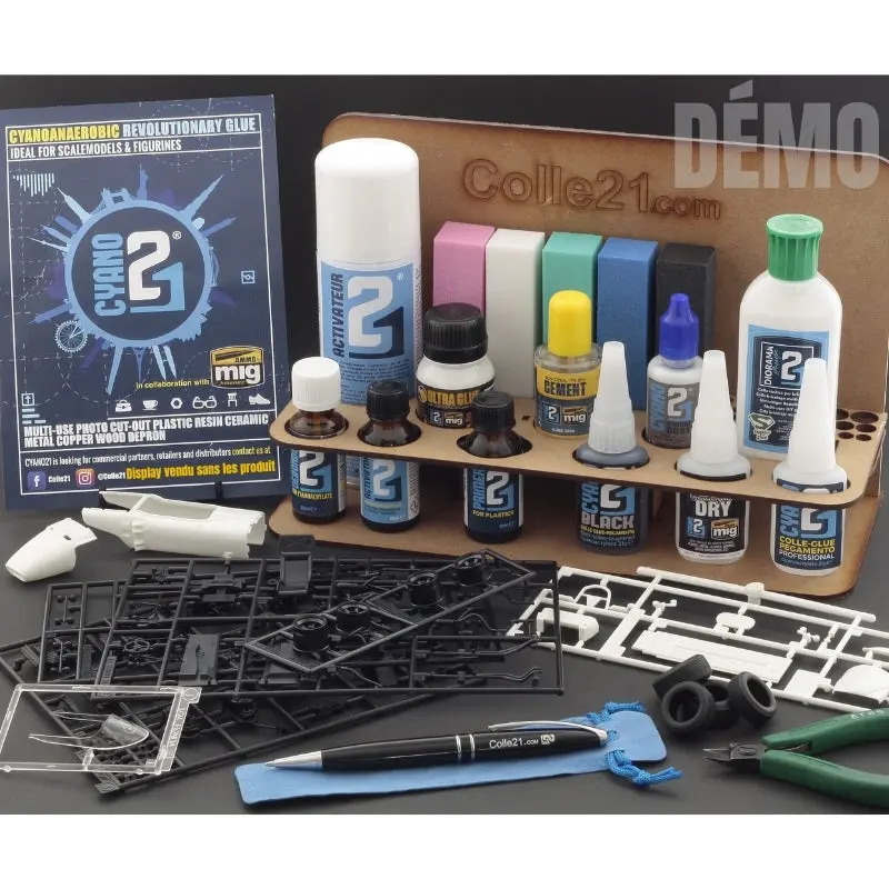 📦 Display Super Colle Colle21 : L'organisation d'un éventail complet de colles et d’accessoires en bricolage et modélisme 🛠️✨