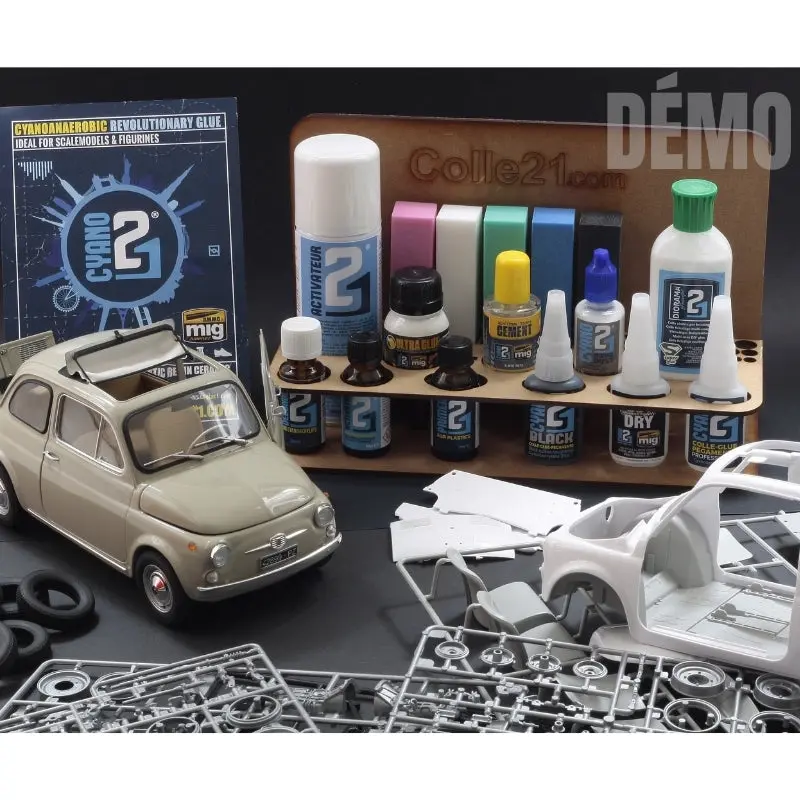 📦 Display Super Colle Colle21 : L'organisation d'un éventail complet de colles et d’accessoires en bricolage et modélisme 🛠️✨