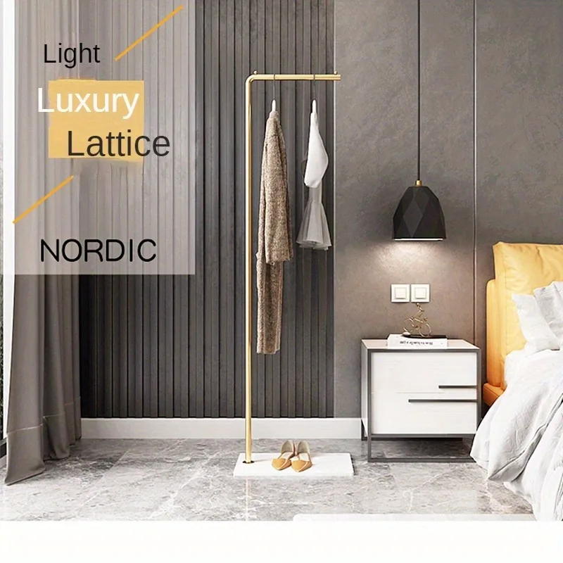 Valet Scandinave Moderne en Métal – Portant à Vêtements Multifonction sur Pied pour Costumes et Accessoires de Chambre