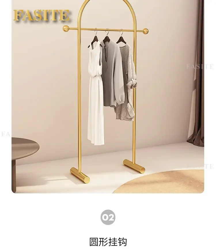 Penderie d’angle sur mât — rangement suspendu pour chambre, structure en acier inoxydable