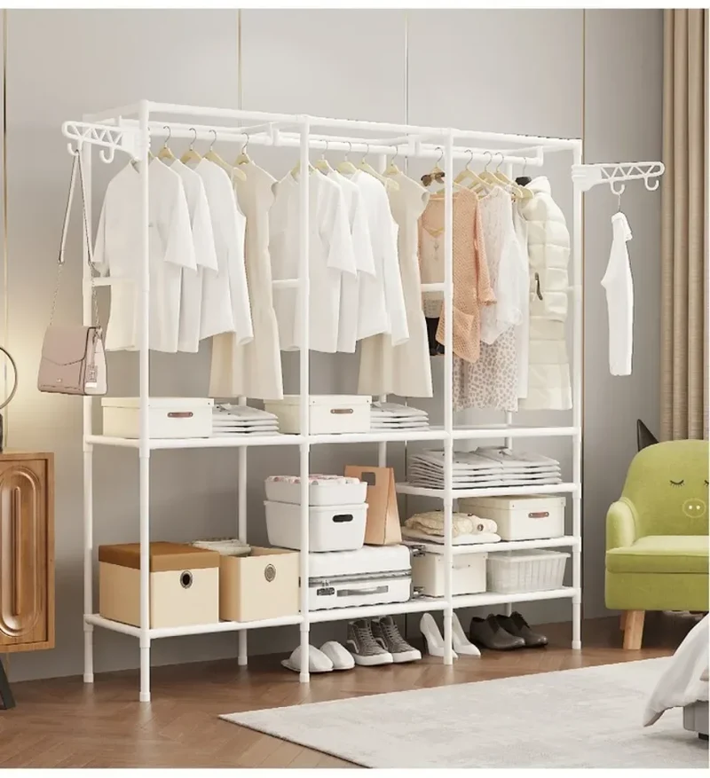 Portant au sol à double ou triple tringle — étagère à chaussures et crochets latéraux