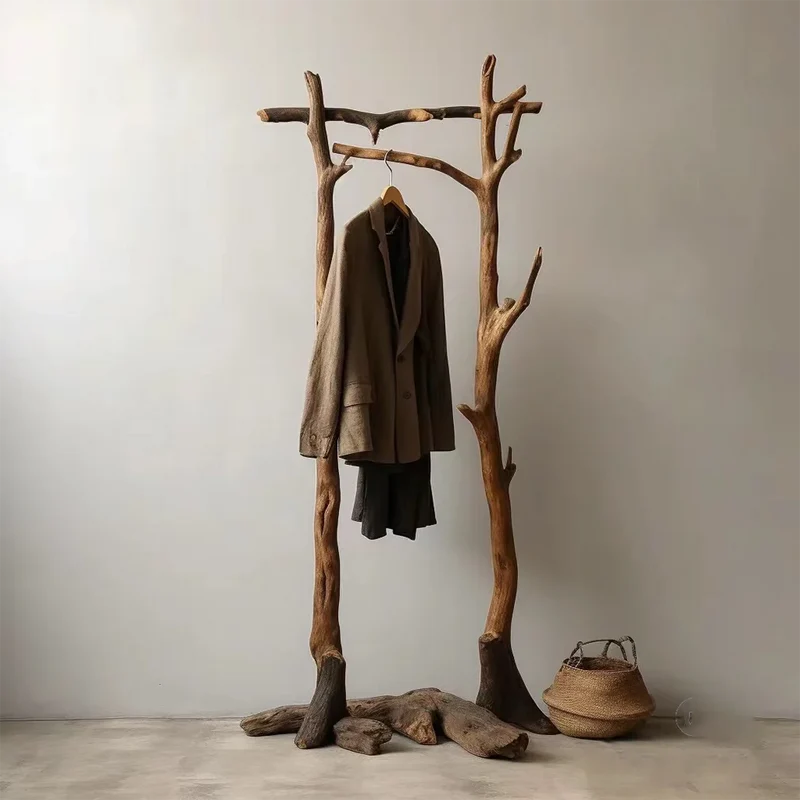 Porte-manteau Bois Massif Wabi-Sabi - Style Rétro Nostalgique pour Hôtel et Maison d’Hôtes