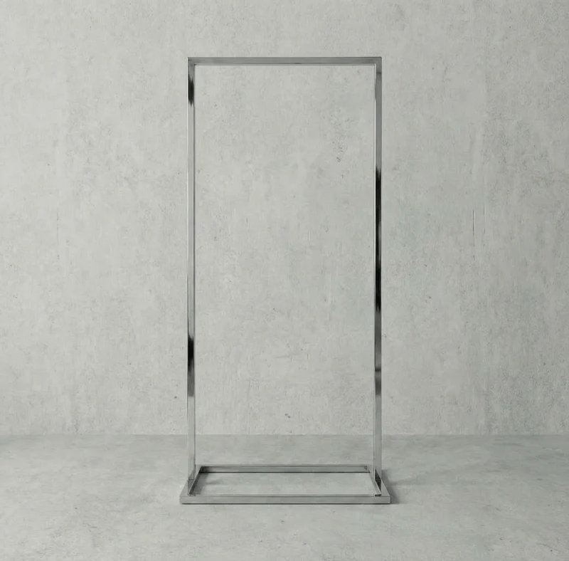 Frame Little Judd Chrome - Portant à vêtements autoportant pour petits espaces