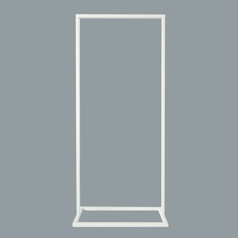Frame Little Georgia - Portant à vêtements blanc avec pieds industriels carrés