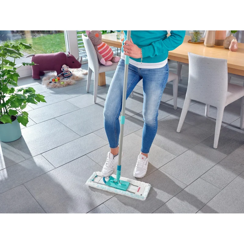 Leifheit Profi Set, mop and bucket on wheels, foot-operated wringer, easy to empty, 8L capacity, Micro Duo pad, 55096