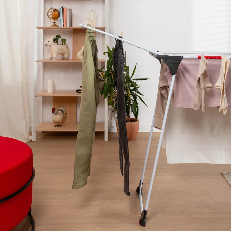 Vileda Magnum 24m Standing Laundry Airer, High Quality product, with wheels, folding.