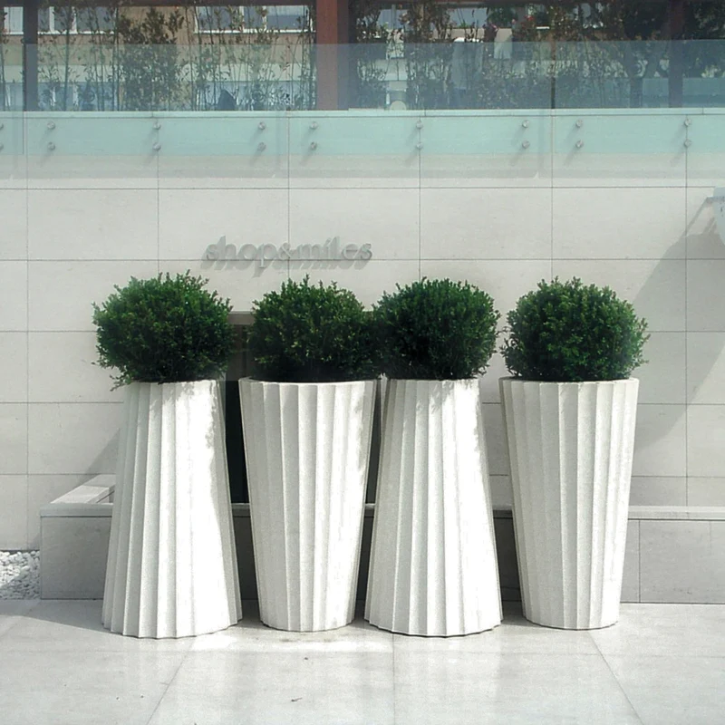 Vase EUFRONIO by Paolo Rizzatto for Serralunga