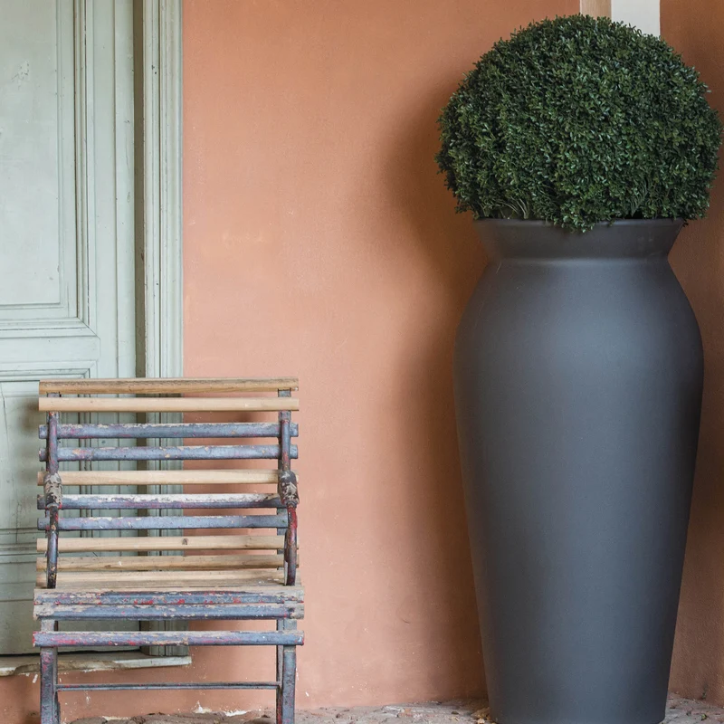 Vase JUNE by Christophe Pillet for Serralunga