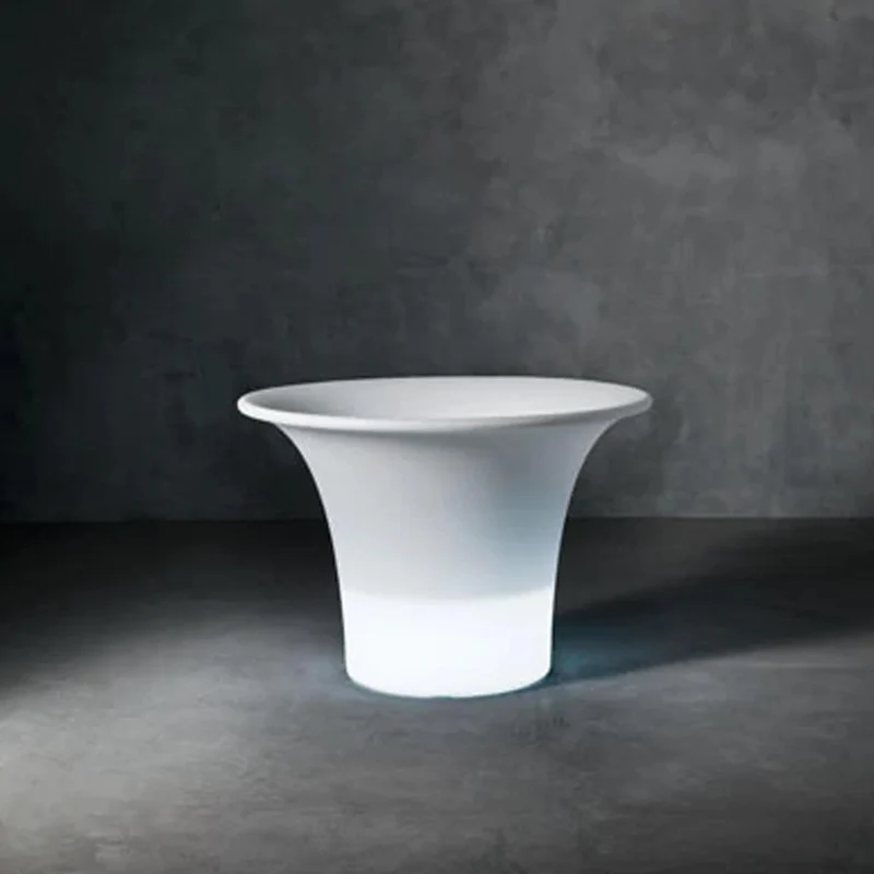 Vase CONE with Light by Naoto Fukasawa for Serralunga