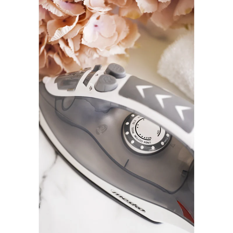 Mesko Steam Iron, 2800W, Ceramic Soleplate, MS 5037