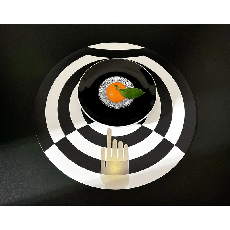 Vinyl Placemats CONCENTRICA Gold Hand by Valeria Eva Rossi
