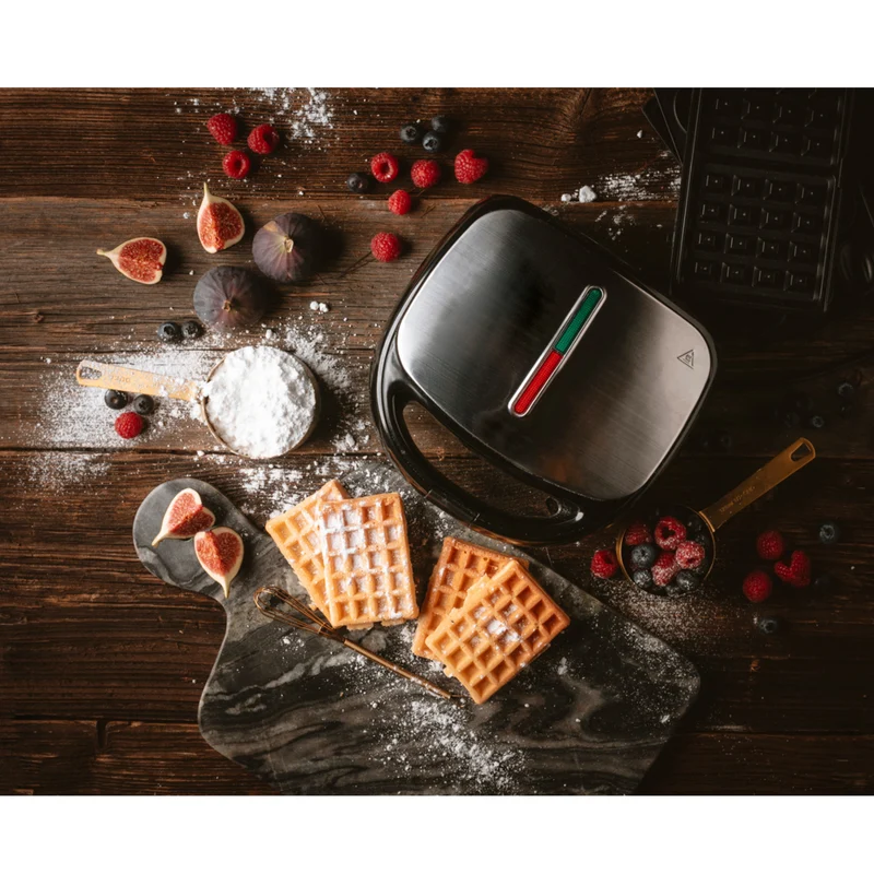 Camry CR 3057 Multifunctional Sandwich Maker with 6 Interchangeable Plates, 1200W