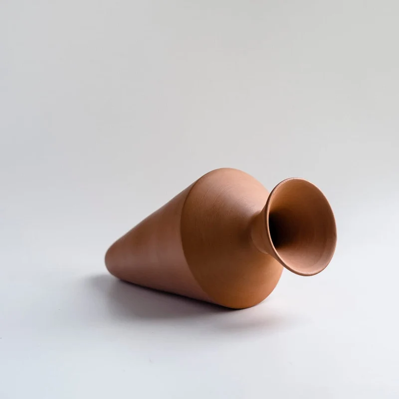 Terracotta Vase TRASCORSO Tall