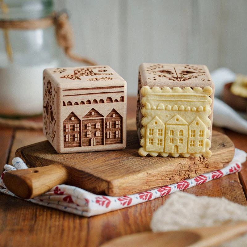 Goody Woody engraved cake cube, 6 cm, beech wood, 6 designs, Scandinavian style